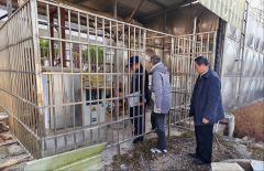 <strong>牌坊镇：结合开展</strong>